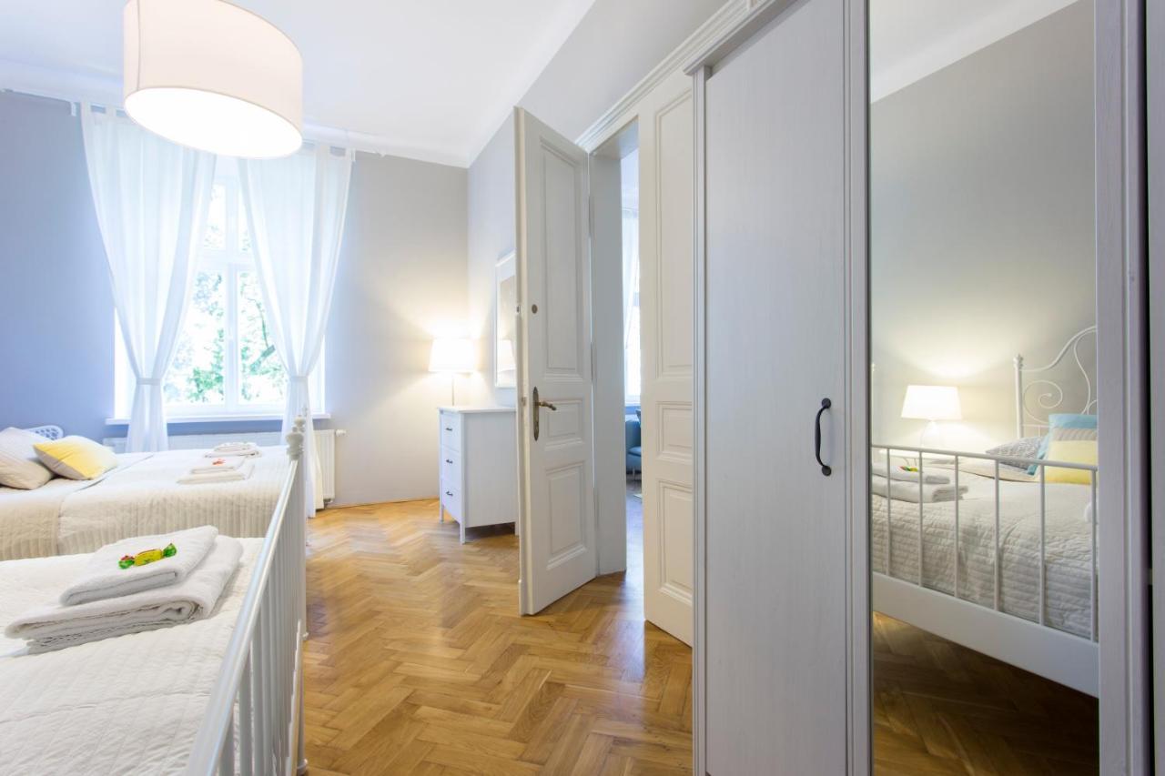 Tyzenhauz Grand Apartaments Cracovia Esterno foto