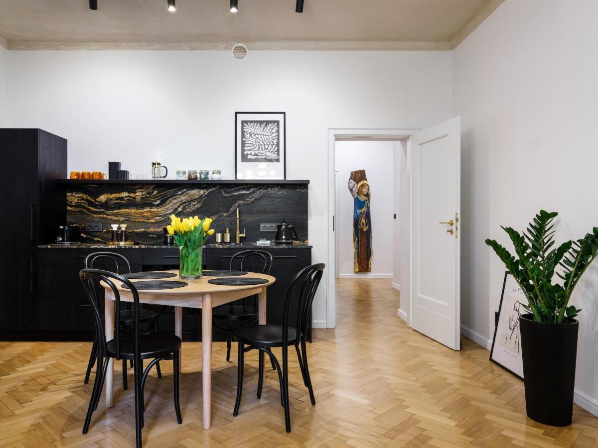 Tyzenhauz Grand Apartaments Cracovia Esterno foto