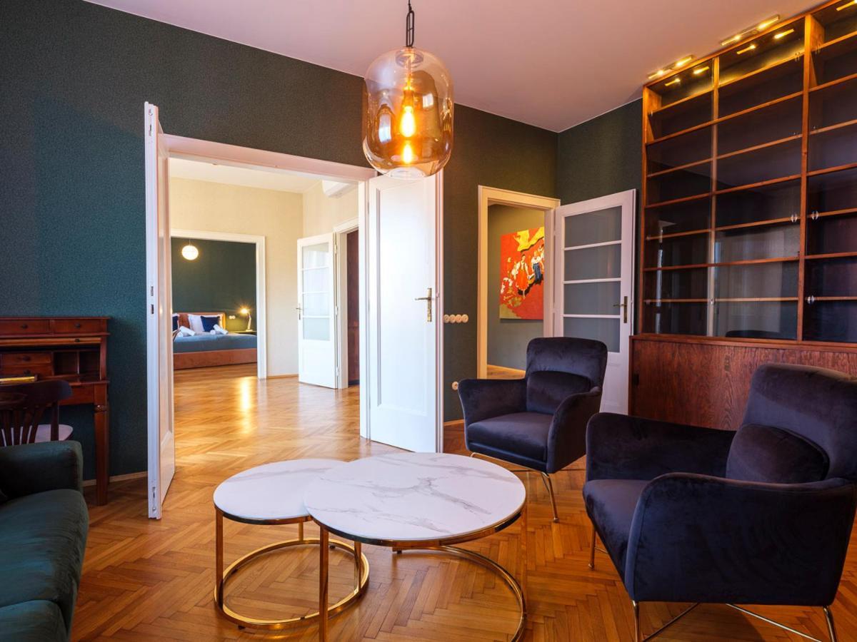Tyzenhauz Grand Apartaments Cracovia Esterno foto